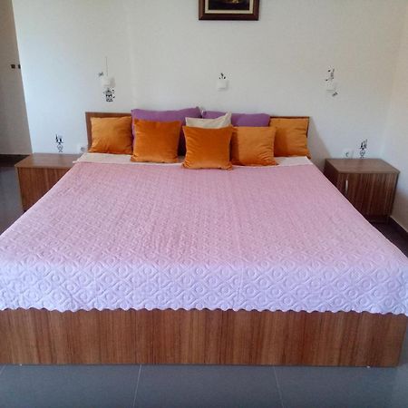 Yard House Trpejca Hotel Ohrid Phòng bức ảnh