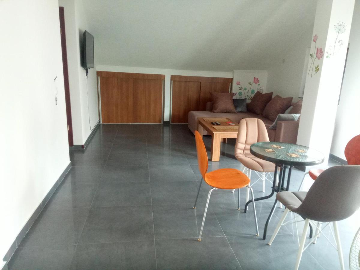 Yard House Trpejca Hotel Ohrid Ngoại thất bức ảnh