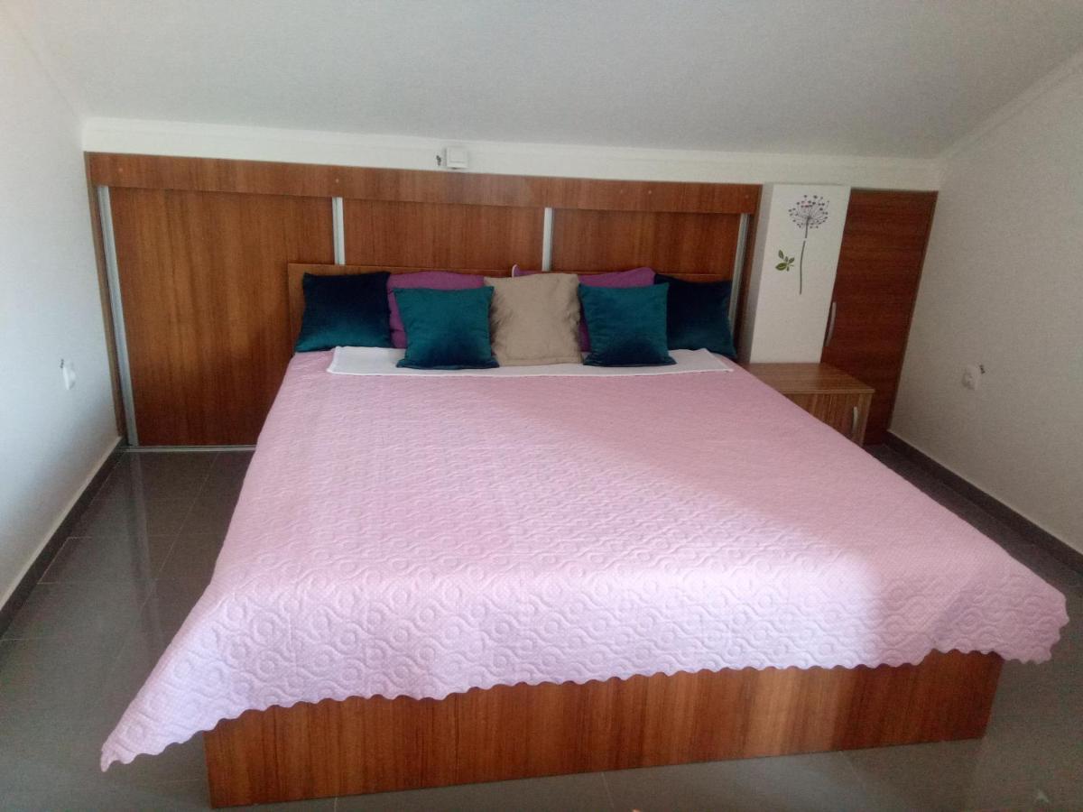 Yard House Trpejca Hotel Ohrid Phòng bức ảnh
