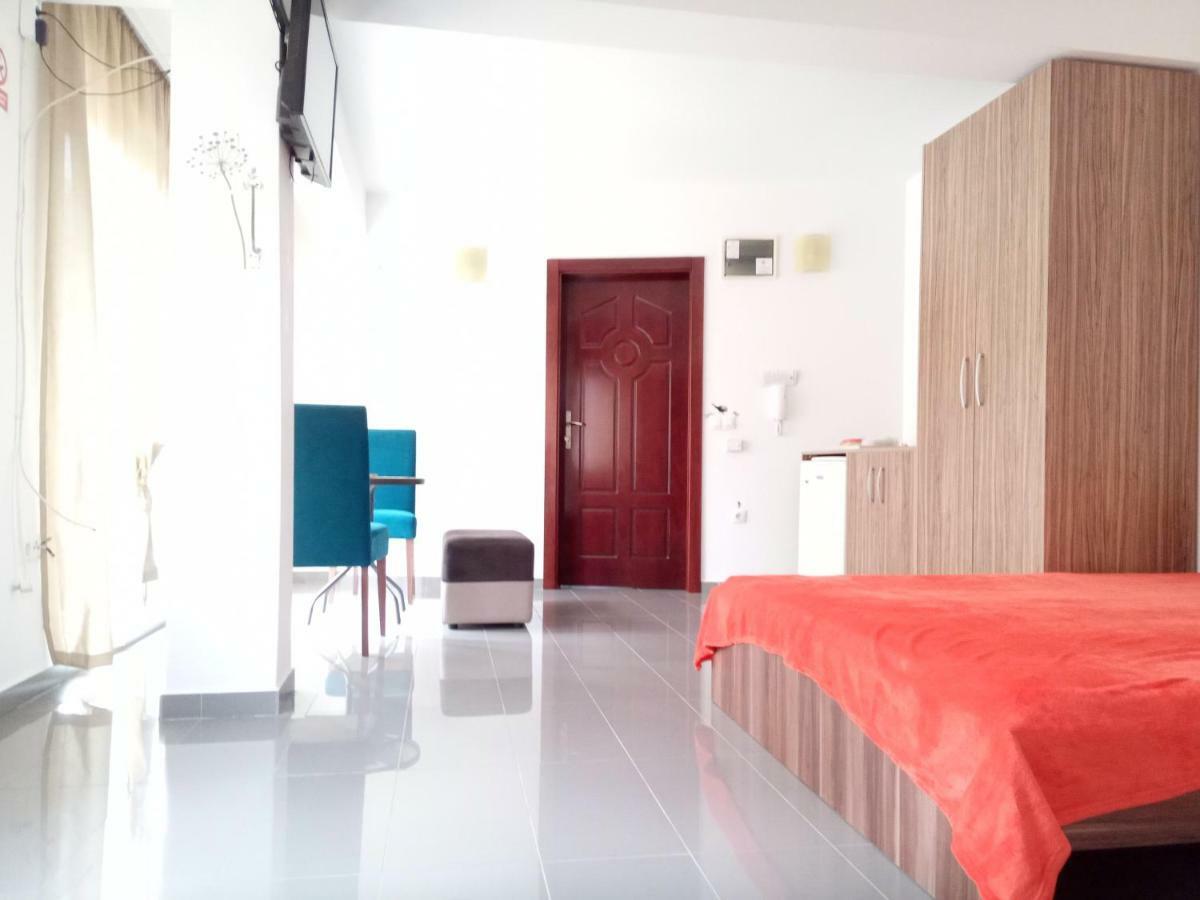 Yard House Trpejca Hotel Ohrid Ngoại thất bức ảnh