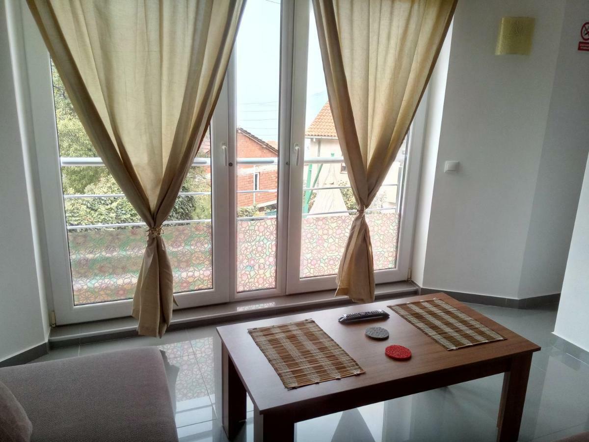 Yard House Trpejca Hotel Ohrid Ngoại thất bức ảnh