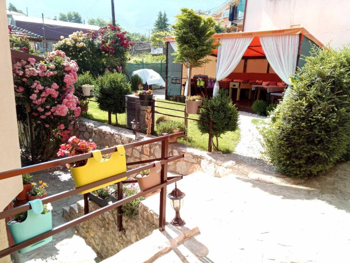 Yard House Trpejca Hotel Ohrid Ngoại thất bức ảnh