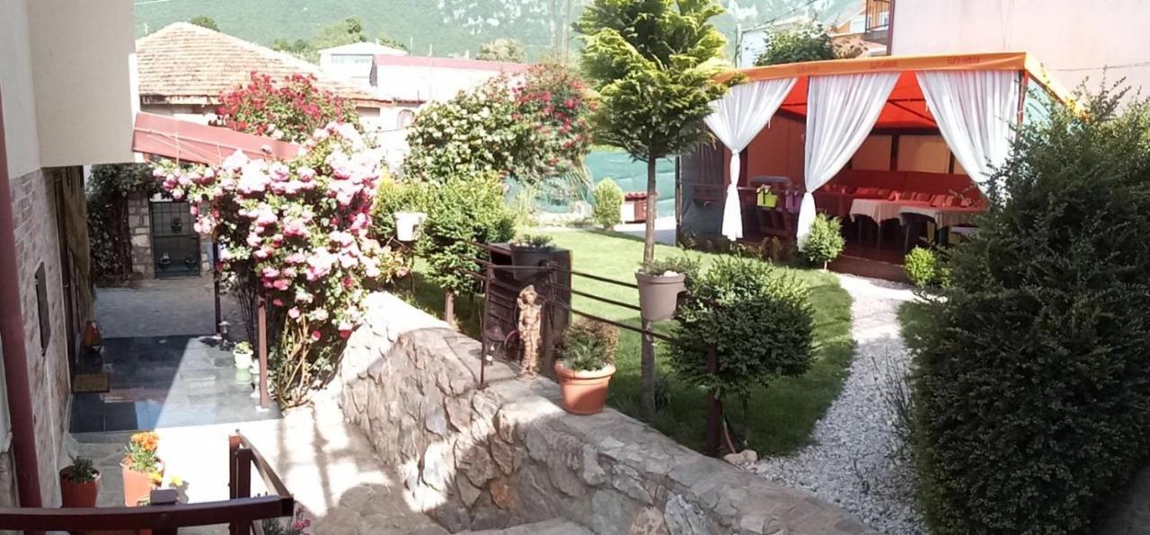 Yard House Trpejca Hotel Ohrid Ngoại thất bức ảnh
