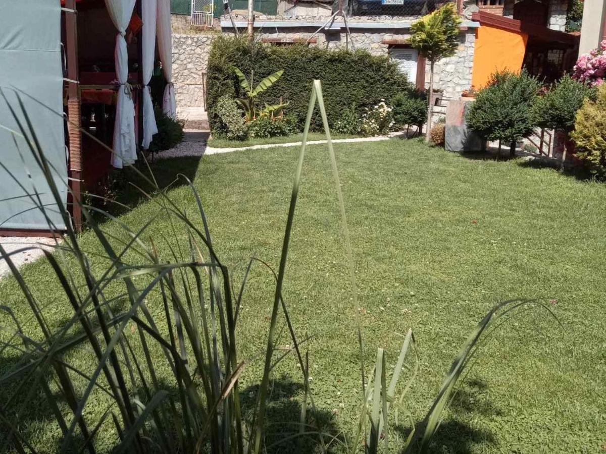 Yard House Trpejca Hotel Ohrid Ngoại thất bức ảnh