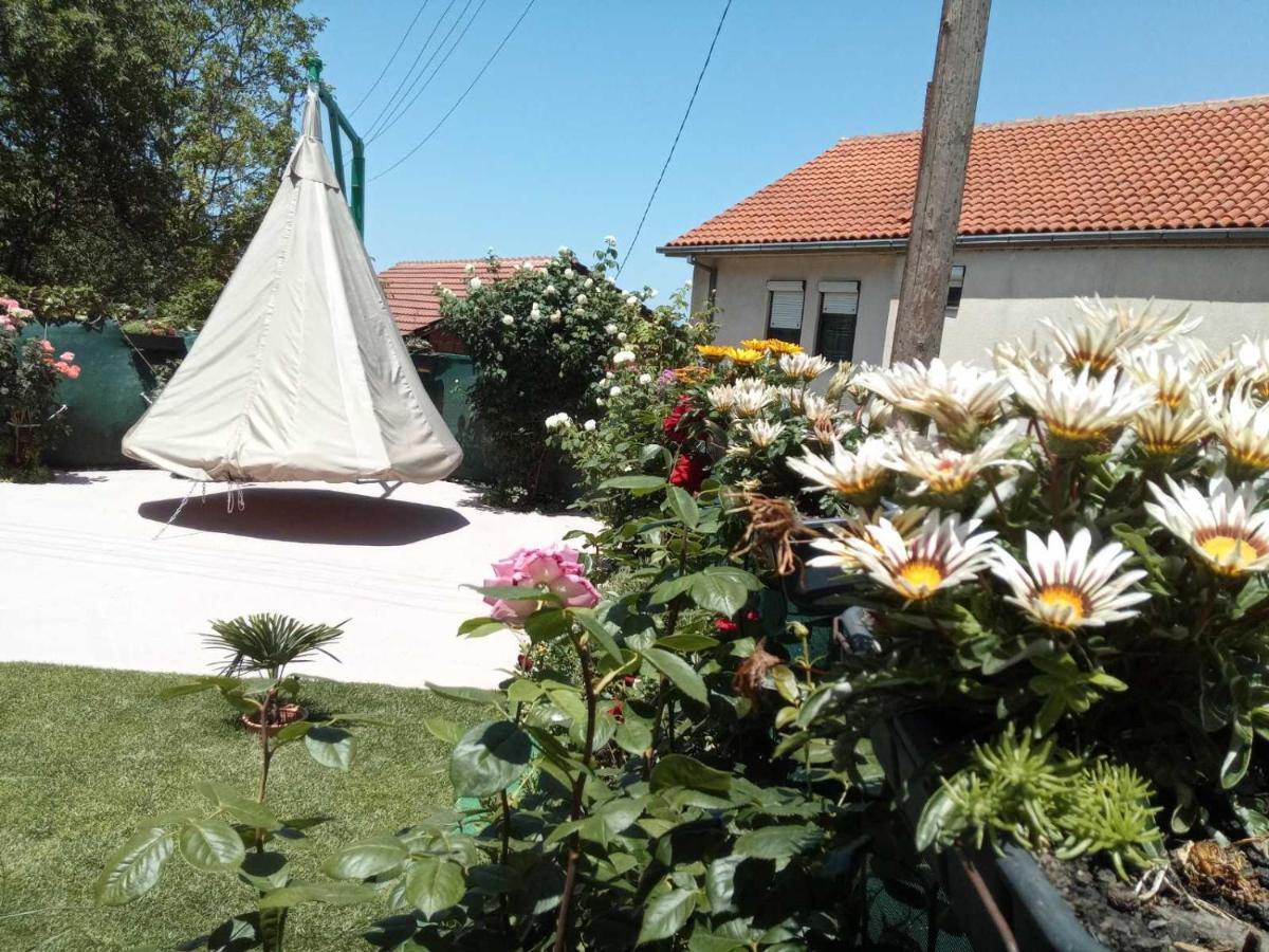 Yard House Trpejca Hotel Ohrid Ngoại thất bức ảnh